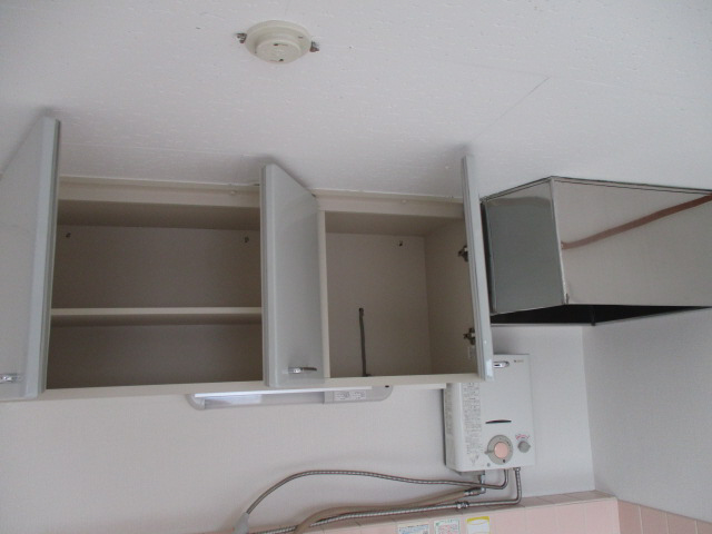 収納 キッチン上部収納 写真11
