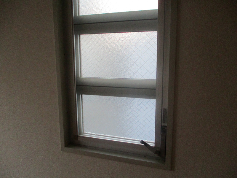 内装 小窓 写真2