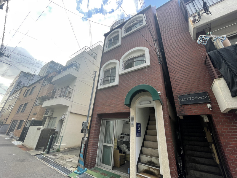 湊町七番館