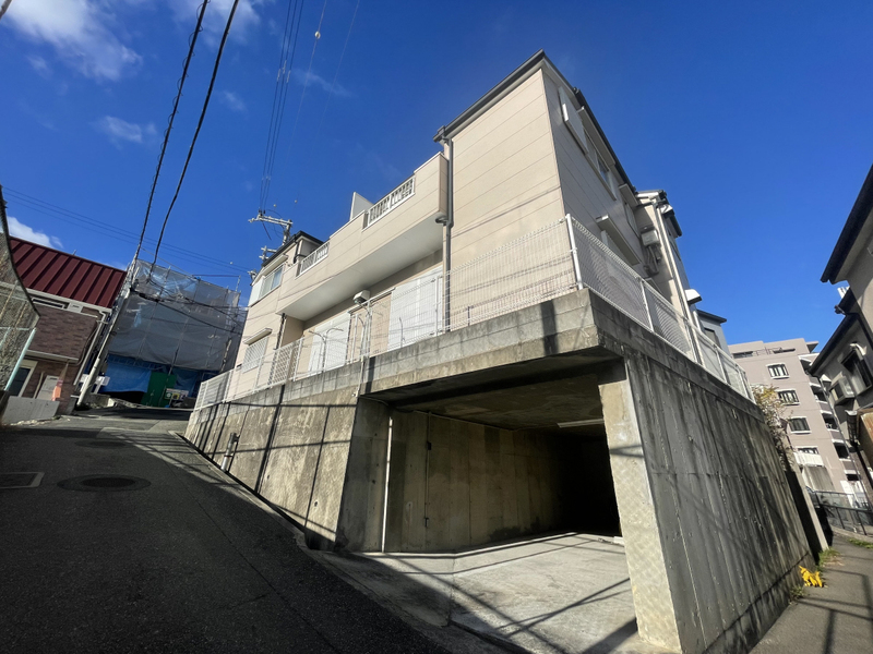 アンピエンス佐野