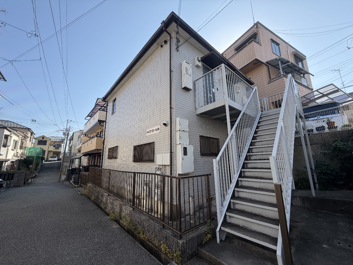 ハイツローレル