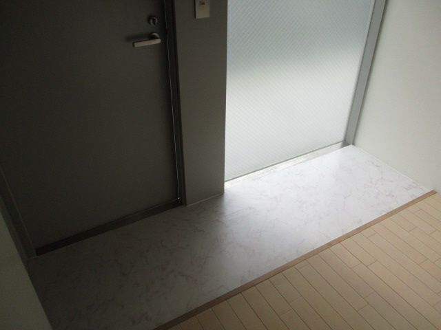 トイレ 玄関 写真10