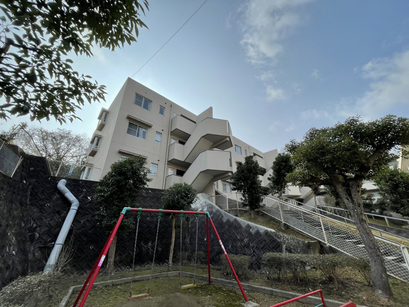 イスズハイツベル鈴蘭台南町