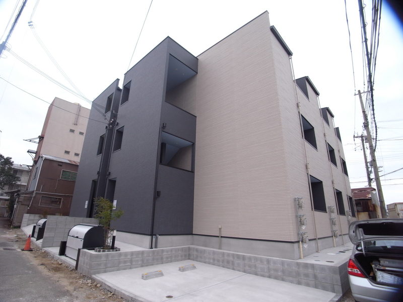 メゾンソレイユ