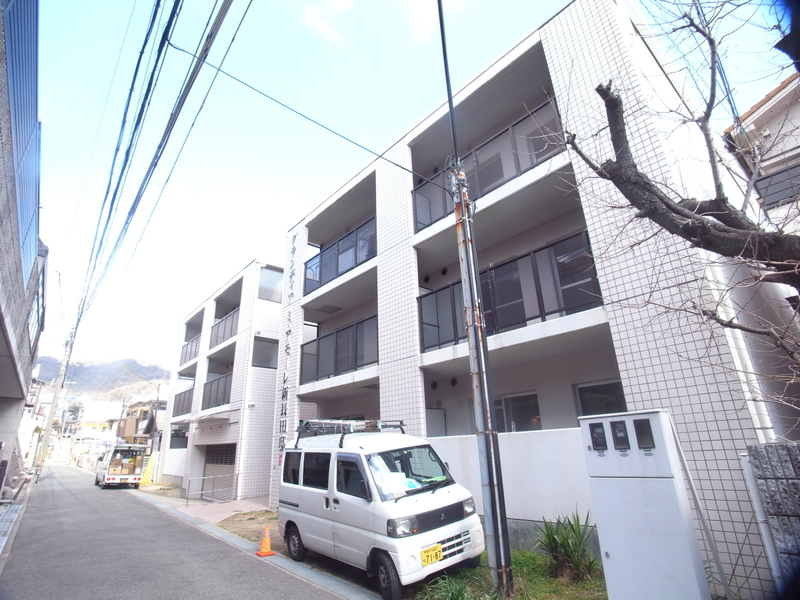 グランディアミアモーレ新長田邸