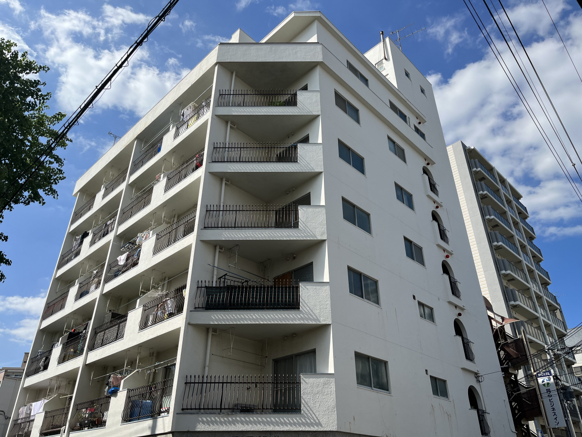 本町マンション