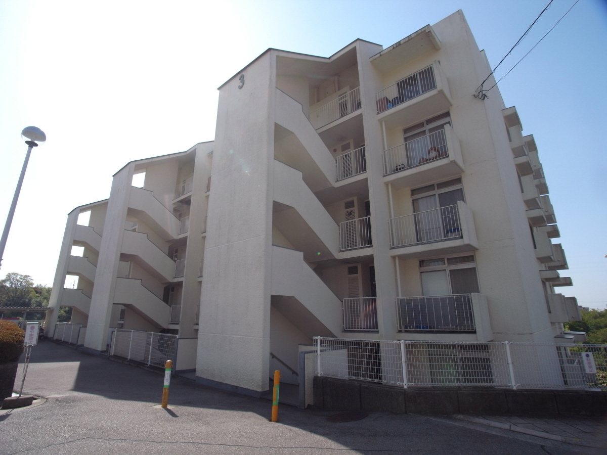 鈴蘭泉台第2ハウス5号棟