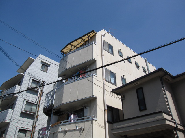 マンション三輪