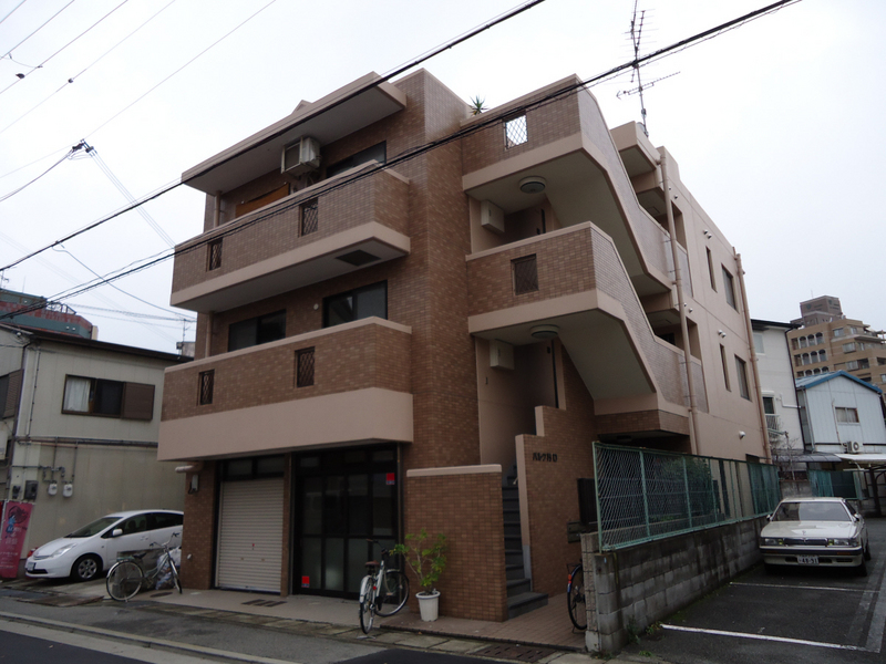 パルク門口