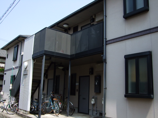イーストハイツ
