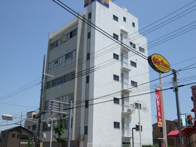 サンビルダー板宿