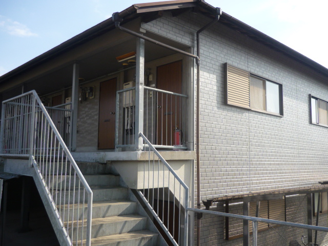 物件番号:1120796238 駐車場代込みのお家賃です　近隣大型商業施設有り　室内ペットも飼育可能