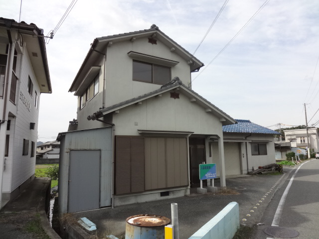 御立東戸建て1丁目12-5