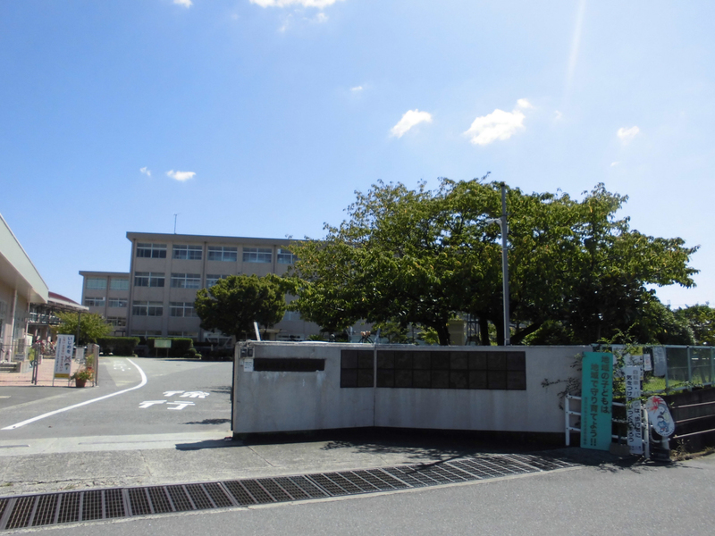 平岡東小学校まで261m (徒歩4分) 写真21