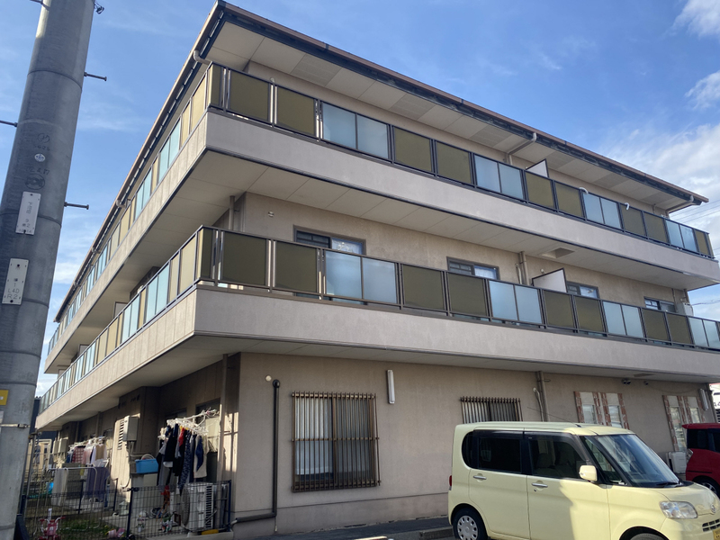 ファミール伊保崎