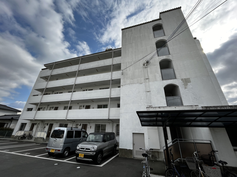 サニーハイム社