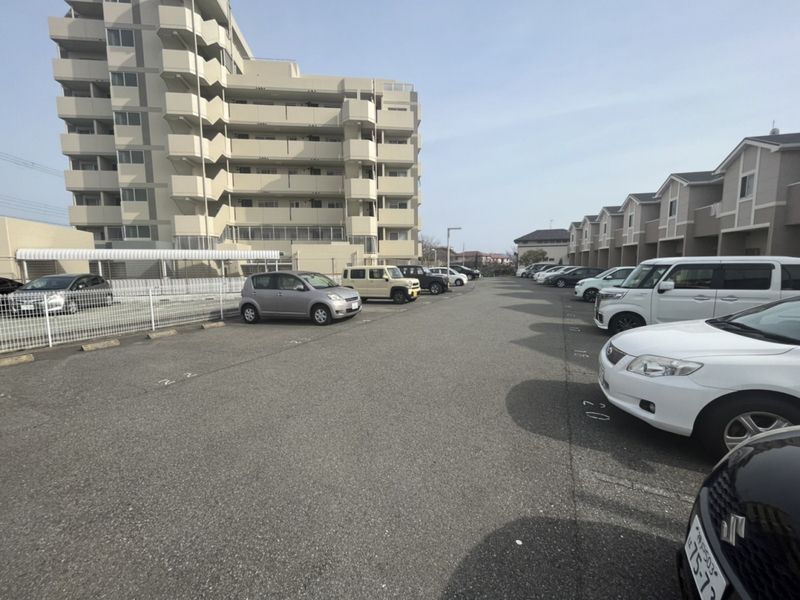 駐車場 写真5