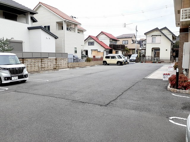 駐車場 写真13