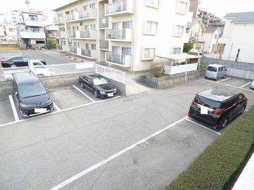 駐車場 写真13