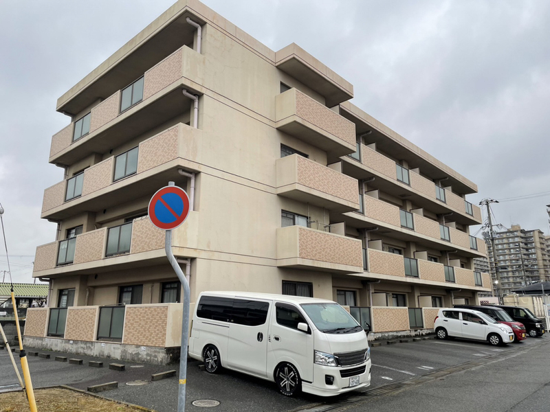 グレース平野