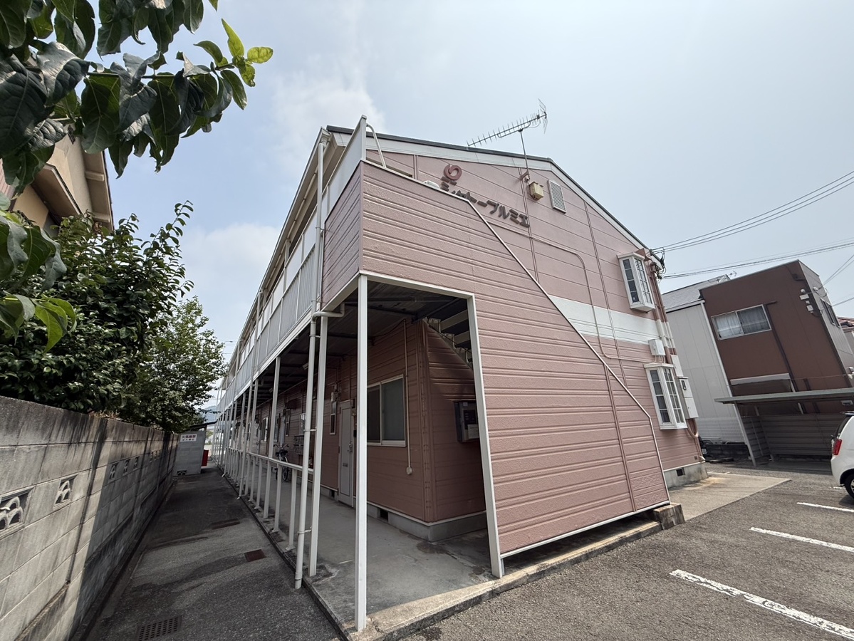 シャトープルミエ