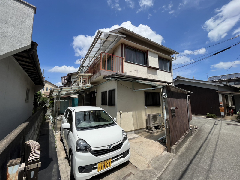 平岡町一色貸家