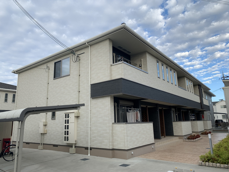 エレガンテ ヴィラⅢ