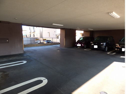 駐車場 写真13