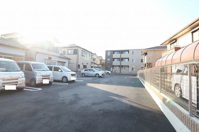 駐車場 写真13