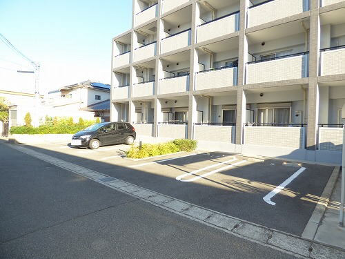 駐車場 写真13
