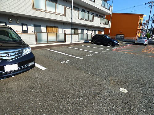 駐車場 写真13