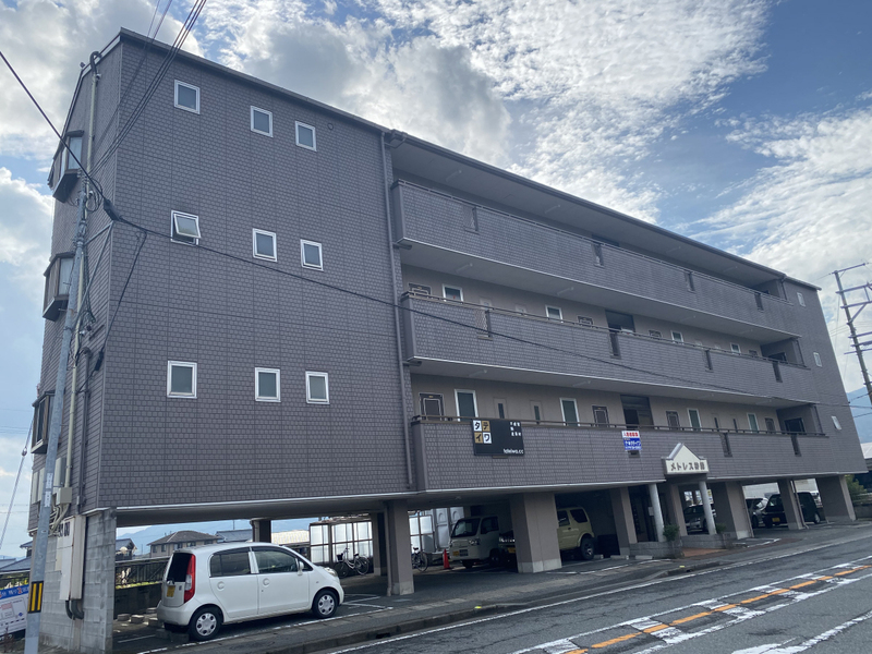メトレス神崎