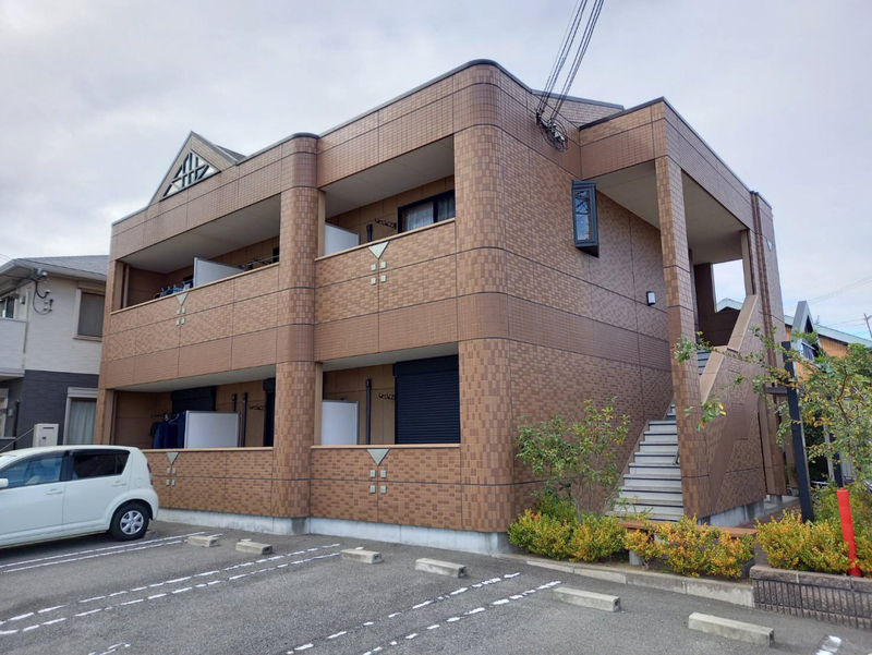 メゾンクローバー