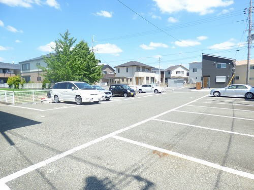 駐車場 写真13