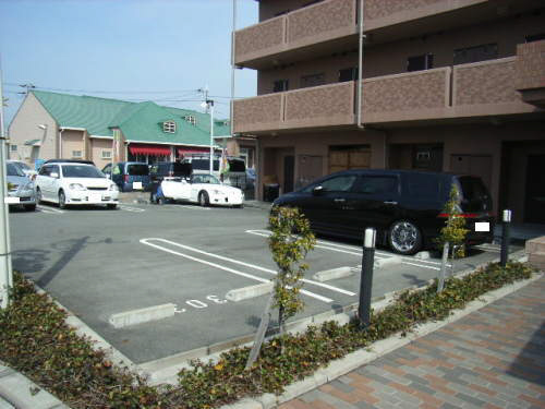 駐車場 写真13