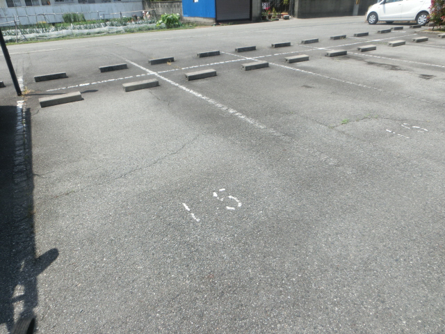 駐車場 写真32