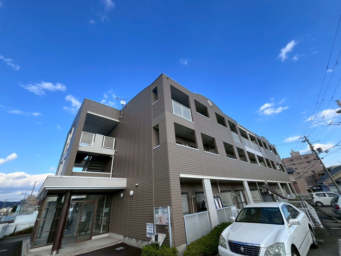 シャルマン今宿