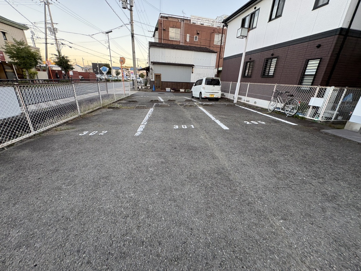 駐車場 写真37
