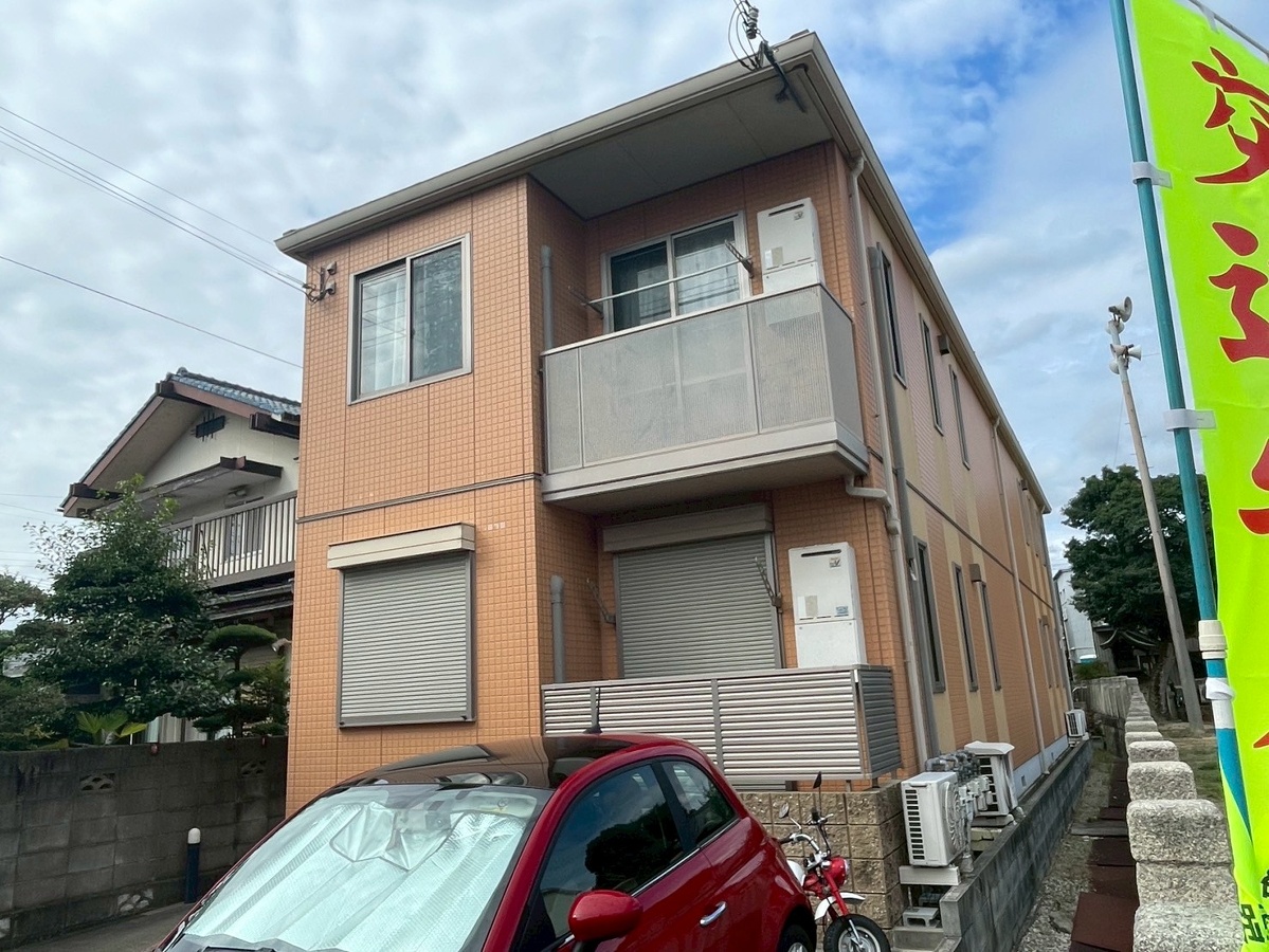 ファミール伊伝居