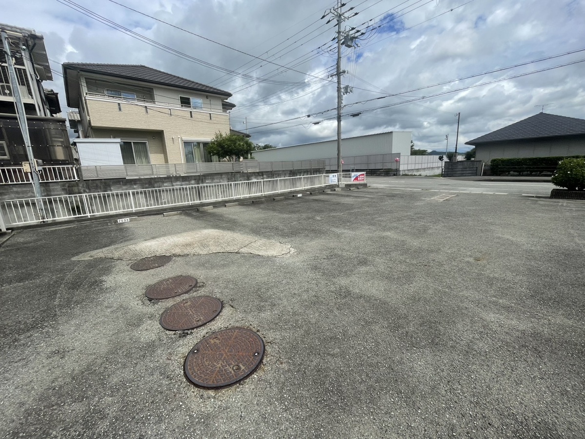 駐車場 写真32