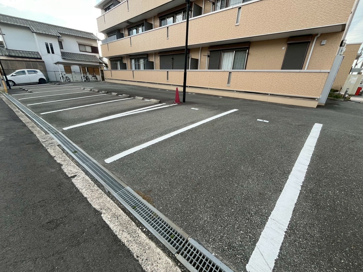 駐車場 写真32