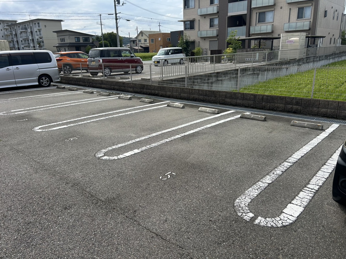 駐車場 写真32