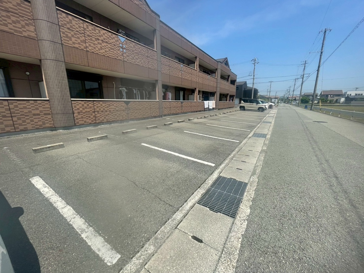 駐車場 写真32