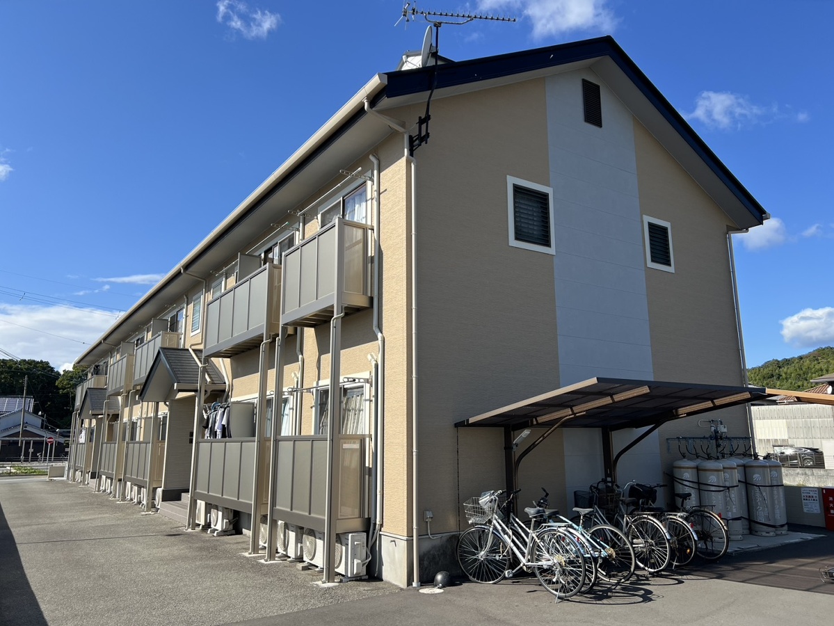 ナイスワン竜野駅前