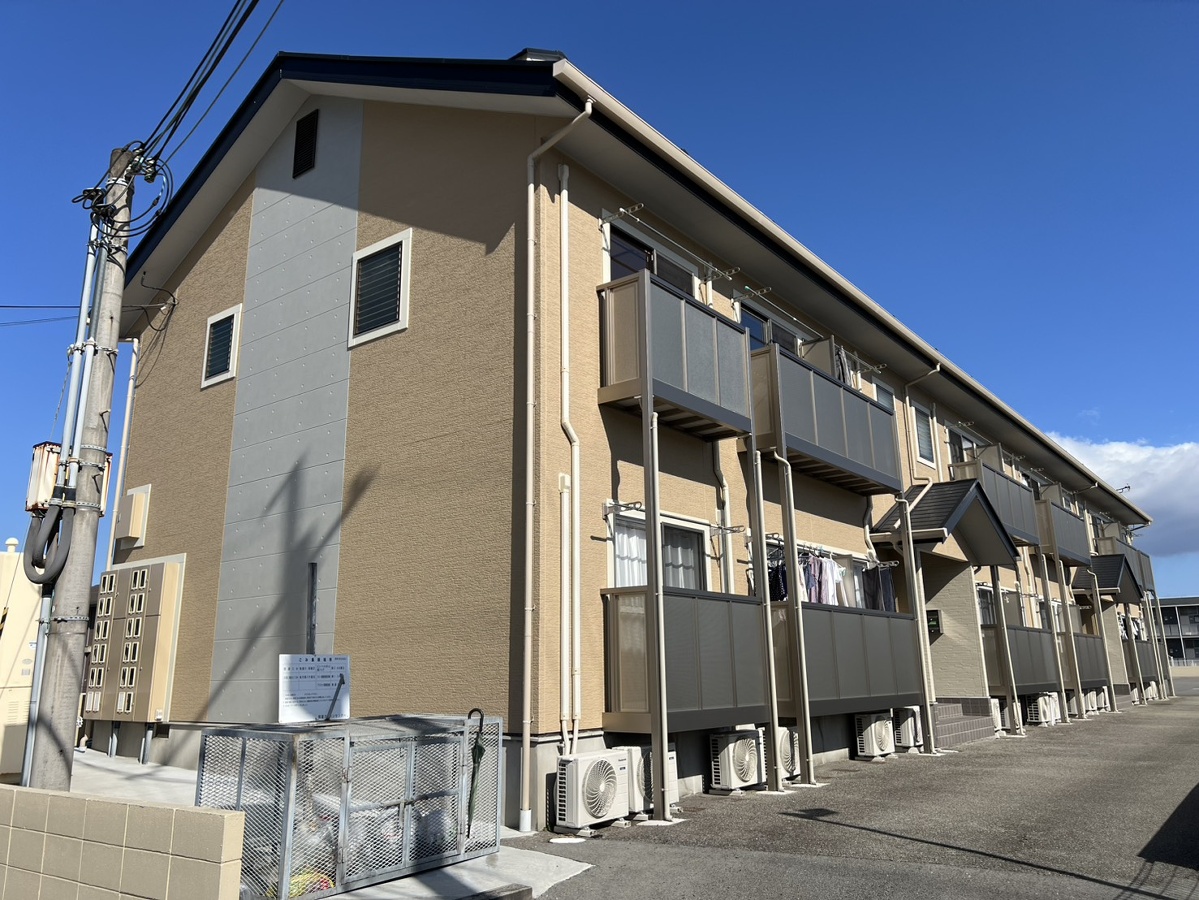 ナイスワン竜野駅前