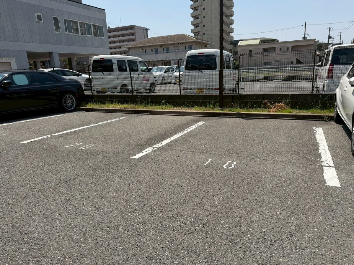 駐車場 写真32