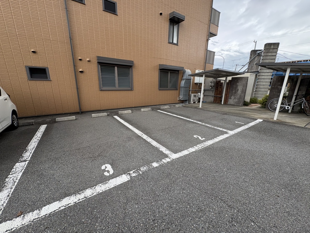 駐車場 写真32