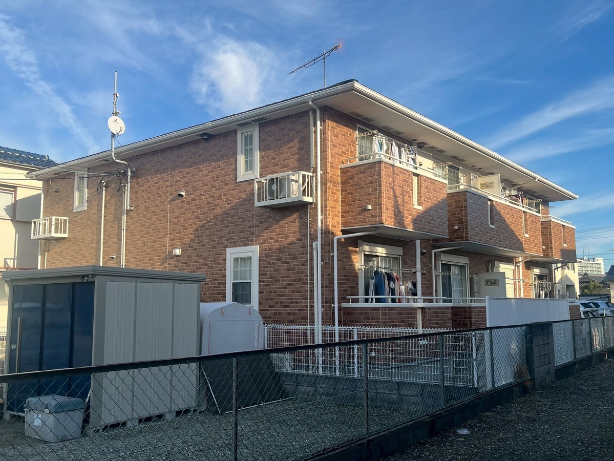 ラカーサミーア