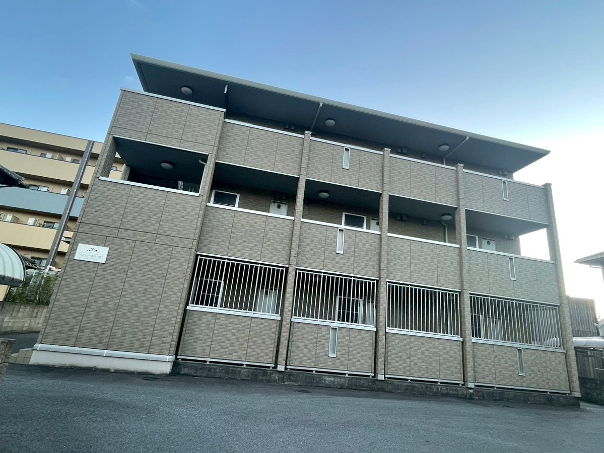 セジュール亀山　A棟