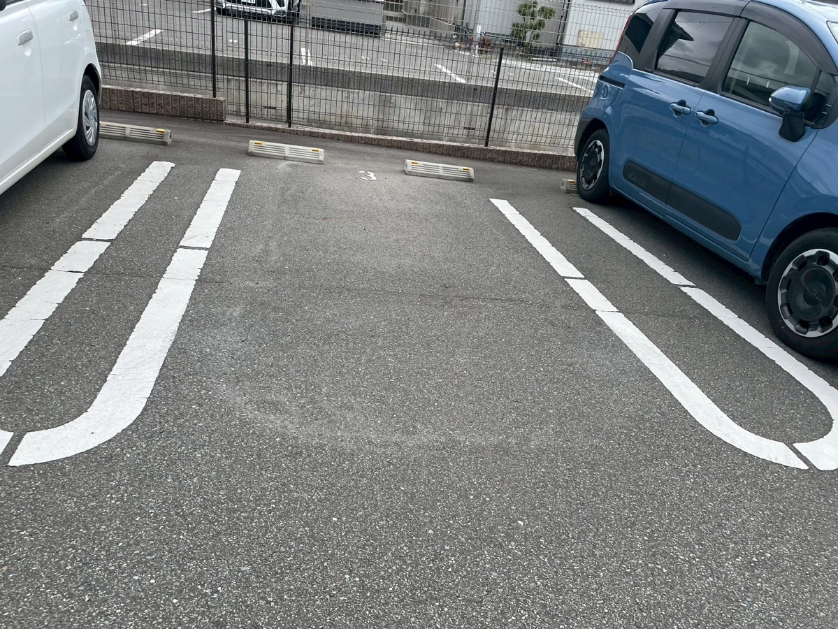 駐車場 写真15